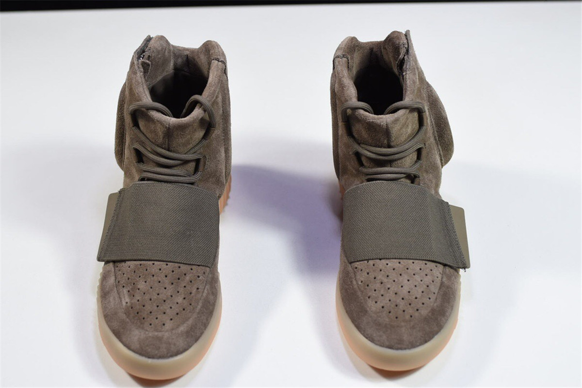 Yeezy Boost 750 Chocolate BY2456